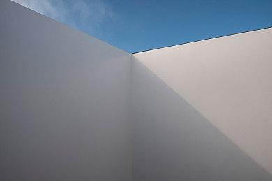 特洛伊·贝克将为《Mouse: PI for Hire》游戏主角配音